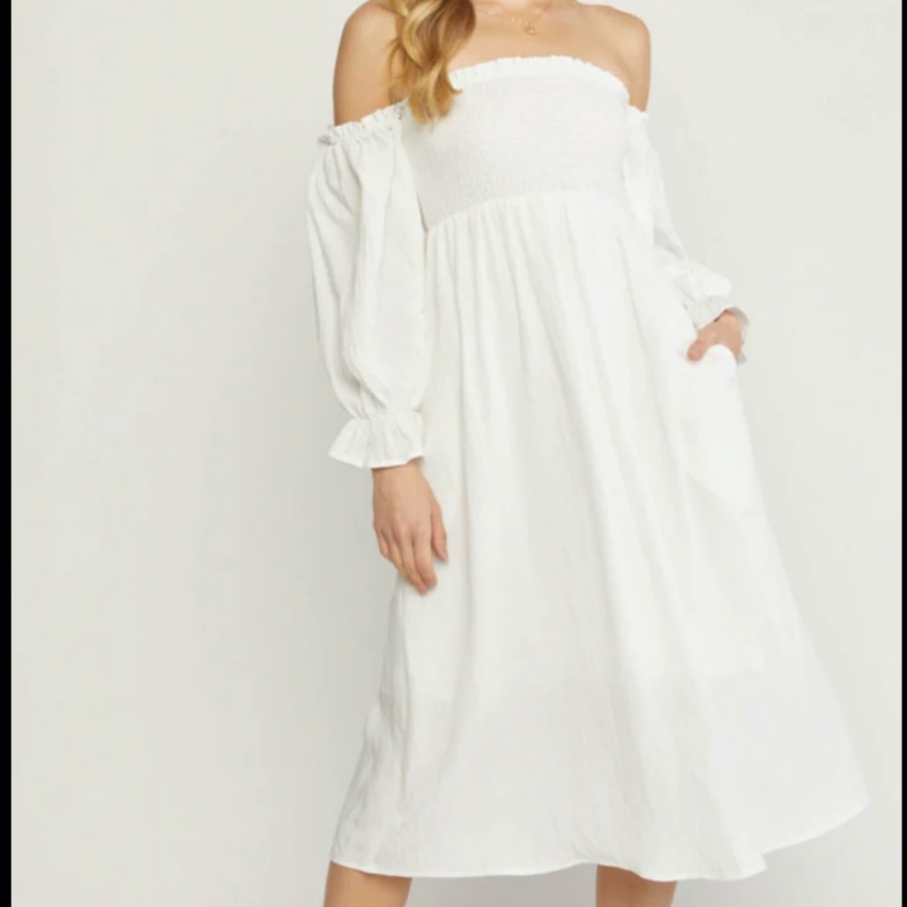 Entro maxi off the shoulder dress 💘💘